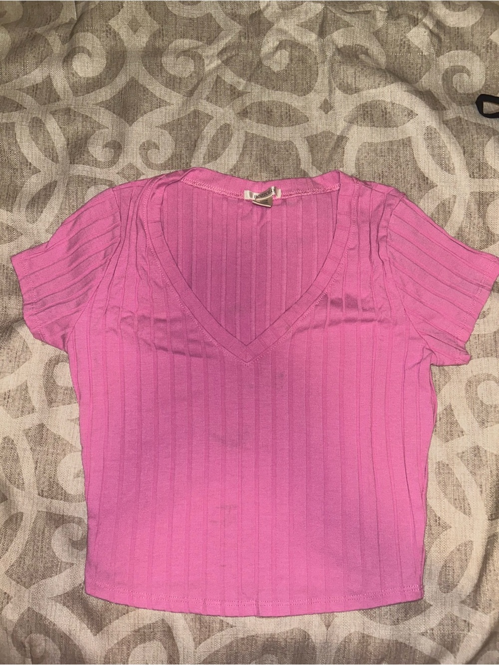 Bozzolo Bright Pink Ribbed V-Neck Crop Top